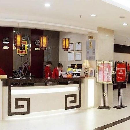 Super 8 Hotel Xian Da Yan Ta Екстер'єр фото